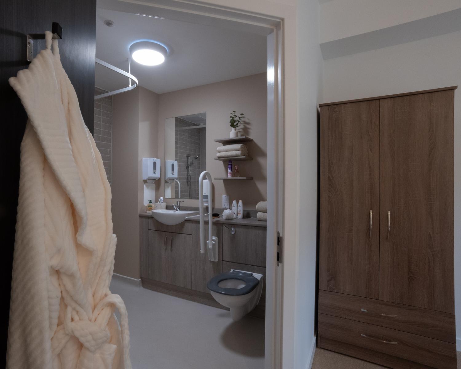 en suite bathroom